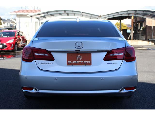 レジェンド 　禁煙車　純正８インチナビ　サンルーフ　マルチビューカメラシステム　ＫＲＥＬＬオーディオシステム　黒革シート　ベンチレーション　シートヒーター　ヘッドアップディスプレイ　ホンダセンシング　パワーシート（12枚目）