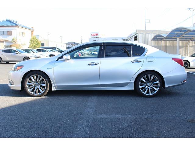 レジェンド 　禁煙車　純正８インチナビ　サンルーフ　マルチビューカメラシステム　ＫＲＥＬＬオーディオシステム　黒革シート　ベンチレーション　シートヒーター　ヘッドアップディスプレイ　ホンダセンシング　パワーシート（14枚目）