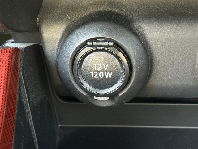 スイフトスポーツ ベースグレード　禁煙車　６ＭＴ　純正ナビ　フルセグ　バックカメラ　衝突軽減ブレーキシステム　アダクティブクルーズコントロール　　レーンアシスト　シートヒーター　ＢＢＳアルミホイール　Ｂｌｕｅｔｏｏｔｈ接続　ＥＴＣ（55枚目）