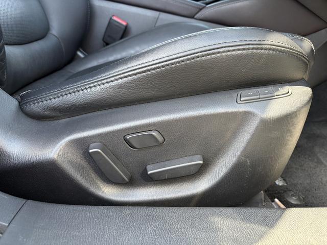 アテンザセダン ２５Ｓ　Ｌパッケージ　禁煙車　ワンオーナー　純正ナビ　フルセグ　バックカメラ　ＢＯＳＥサウンドシステム　ブラインドスポットモニタリング　アクティブドライビングディスプレイ　レーダークルーズ　黒革シート　シートヒーター（34枚目）