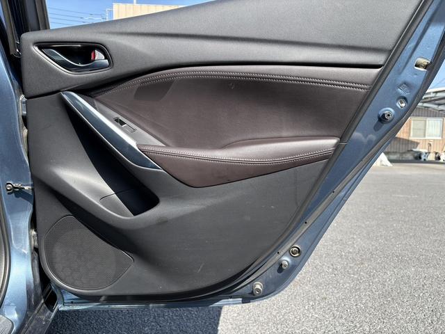 アテンザセダン ２５Ｓ　Ｌパッケージ　禁煙車　ワンオーナー　純正ナビ　フルセグ　バックカメラ　ＢＯＳＥサウンドシステム　ブラインドスポットモニタリング　アクティブドライビングディスプレイ　レーダークルーズ　黒革シート　シートヒーター（37枚目）