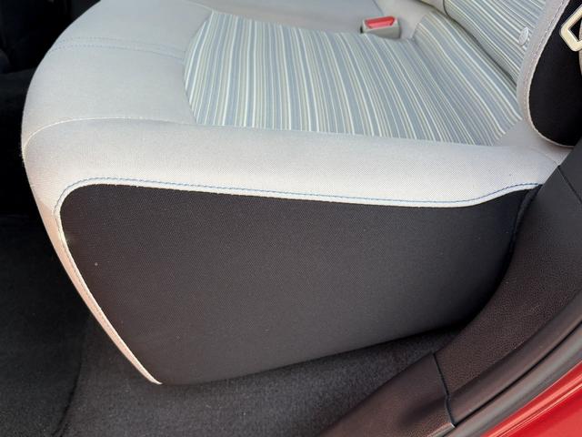 リーフ X 10万台記念車 純正ナビ フルセグ バックカメラ シートヒーター ブラインドスポットモニター コーナーセンサー 衝突軽減ブレーキシステム ウンテンシエンシステム ステアリングヒーター 純正ビルトインETC(37枚目)