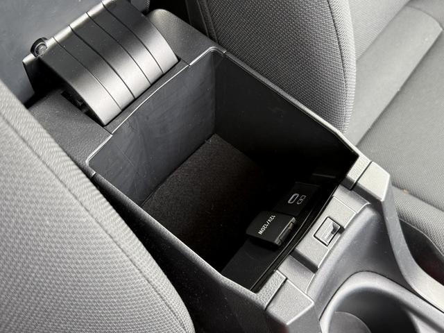 同業者様への販売はお断りさせていただきます。　車検無し車両の場合は、車検を取得したお支払い総額で表示しております。