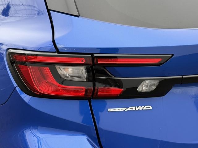 レヴォーグ ＳＴＩスポーツ　ＥＸ　純正１１インチディスプレイナビ　ブラック＆レッドレザー　パワー＆ヒーター付きシート　パワーバックドア　衝突軽減ブレーキ　運転支援システム　ブラインドスポットモニター　ドライバーモニタリングシステム（28枚目）