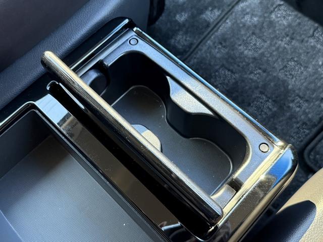 ���Ǝҗl�ւ̔̔��͂��f�肳���Ă��������܂��B�@�Ԍ������ԗ��̏ꍇ�́A�Ԍ����擾�������x�������z�ŕ\�����Ă���܂��B