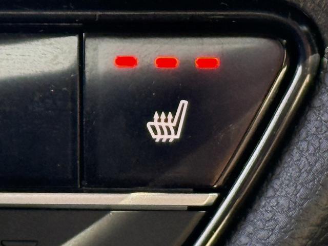 ZR-V e:HEV Z 禁煙車 温熱機能付黒革シート BOSEサウンド 純正9インチナビ ホンダセンシング アラウンドビューモニター フルセグ 電動リアゲート ETC2.0 シートメモリー ステアリングヒーター(6枚目)