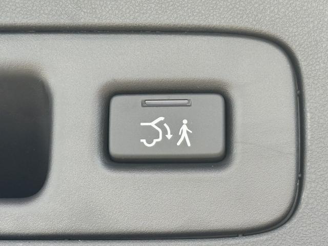 ZR-V e:HEV Z 禁煙車 温熱機能付黒革シート BOSEサウンド 純正9インチナビ ホンダセンシング アラウンドビューモニター フルセグ 電動リアゲート ETC2.0 シートメモリー ステアリングヒーター(37枚目)