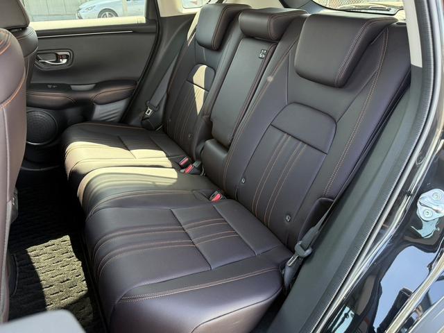 ZR-V e:HEV Z 禁煙車 温熱機能付黒革シート BOSEサウンド 純正9インチナビ ホンダセンシング アラウンドビューモニター フルセグ 電動リアゲート ETC2.0 シートメモリー ステアリングヒーター(43枚目)