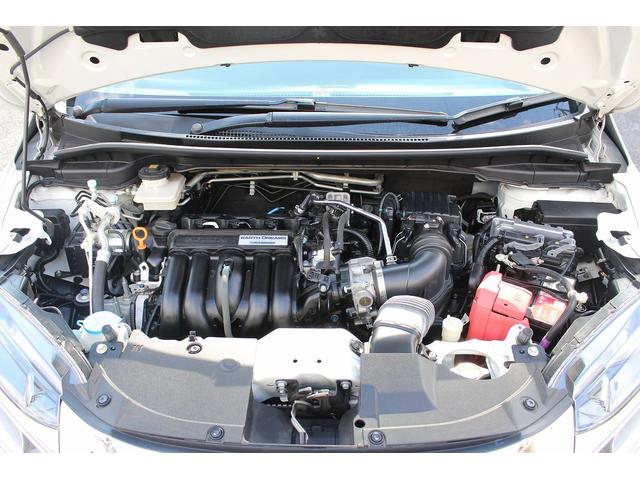 シャトル ハイブリッドＸ　ホンダセンシング　禁煙車　純正ナビ　ホンダセンシング　バックカメラ　ハーフレザーシート　シートヒーター　ビルトインＥＴＣ　レーダークルーズ　アクセサリーソケット　シルバーパドルシフト　オーディオステアリングスイッチ（20枚目）