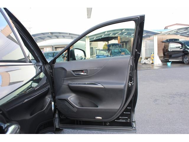 ハリアー Ｚ　禁煙車　ＪＢＬプレミアムサウンドシステム　パノラミックビューモニター　純正１２．３インチディスプレイナビ　ブラインドスポットモニター　カラーヘッドアップディスプレイ　ビルトインＥＴＣ２．０（37枚目）