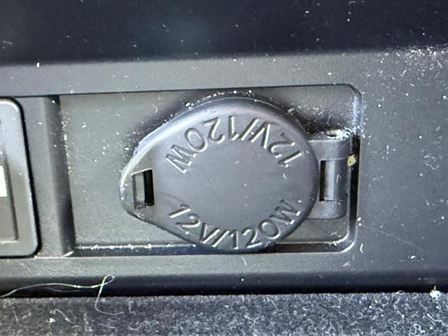 ＲＸ ＲＸ２００ｔ　禁煙車　純正１２．３インチディスプレイ　バックカメラ　フルセグ　ＯＰ２０インチアルミホイール　電動リアゲート　ブラインドスポットモニター　レーダークルーズコントロール　電動リアゲート　ＥＴＣ２．０（66枚目）