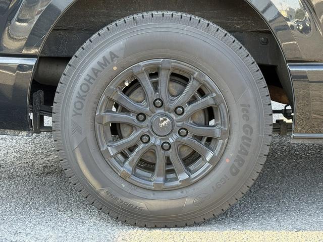 ハイエースバン ロングスーパーＧＬ　社外ナビ　バックカメラ　フルセグＴＶ　両側電動スライドドア　レーンキープ　Ｂｌｕｅｔｏｏｔｈ接続　ＥＴＣ　キーレス　オートハイビーム　フロントフォグランプ　電動格納ドアミラー　ＵＳＢ接続　オートライト（31枚目）