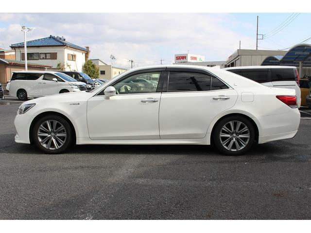 クラウンハイブリッド アスリートＳ　禁煙車　純正ナビ　バックカメラ　サイドカメラ　フルセグ　シート、ステアリングヒーター　アダクティブクルーズコントロール　衝突軽減ブレーキ　パワーシート　レーンアシスト　ＤＶＤ再生　Ｂｌｕｅｔｏｏｔｈ（11枚目）