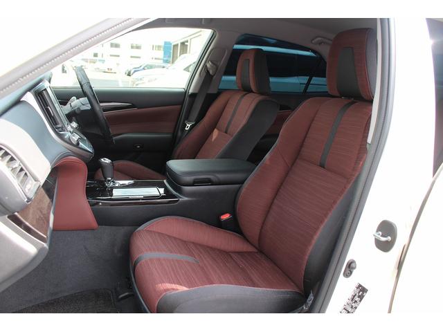 クラウンハイブリッド アスリートＳ　禁煙車　純正ナビ　バックカメラ　サイドカメラ　フルセグ　シート、ステアリングヒーター　アダクティブクルーズコントロール　衝突軽減ブレーキ　パワーシート　レーンアシスト　ＤＶＤ再生　Ｂｌｕｅｔｏｏｔｈ（47枚目）