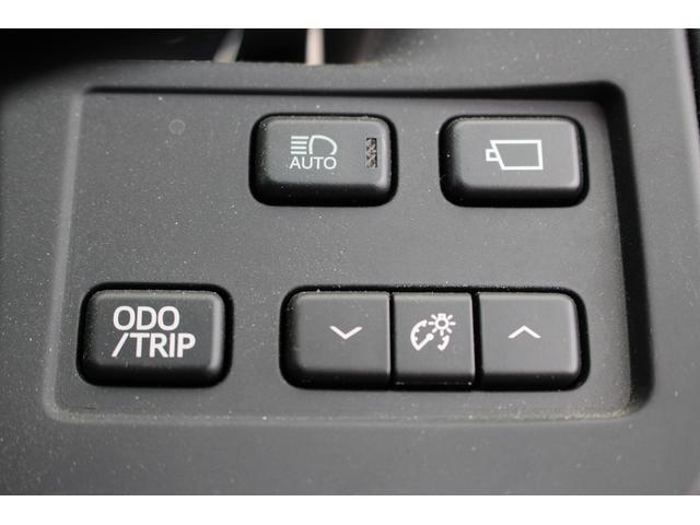 クラウンハイブリッド アスリートＳ　禁煙車　純正ナビ　バックカメラ　サイドカメラ　フルセグ　シート、ステアリングヒーター　アダクティブクルーズコントロール　衝突軽減ブレーキ　パワーシート　レーンアシスト　ＤＶＤ再生　Ｂｌｕｅｔｏｏｔｈ（57枚目）