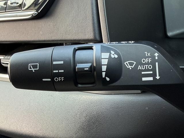 アウトランダーPHEV M 禁煙車 純正ナビ アラウンドビューモニター シート・ステアリングヒーター 衝突被害軽減ブレーキ マイパイロットシステム ビルトインETC2.0 純正アルミホイール Bluetooth(55枚目)