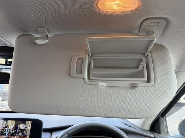 アウトランダーPHEV M 禁煙車 純正ナビ アラウンドビューモニター シート・ステアリングヒーター 衝突被害軽減ブレーキ マイパイロットシステム ビルトインETC2.0 純正アルミホイール Bluetooth(67枚目)