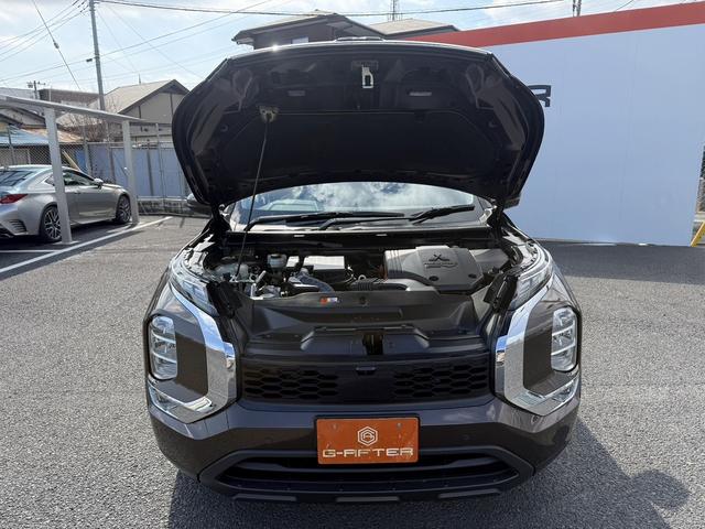 アウトランダーPHEV M 禁煙車 純正ナビ アラウンドビューモニター シート・ステアリングヒーター 衝突被害軽減ブレーキ マイパイロットシステム ビルトインETC2.0 純正アルミホイール Bluetooth(79枚目)