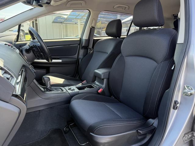 レヴォーグ １．６ＧＴアイサイト　Ｓスタイル　禁煙車　純正８インチナビ　バックカメラ　フルセグＴＶ　アイサイト　ブラインドスポットモニター　シートヒーター　ＥＴＣ　フロントフォグランプ　パドルシフト　純正１８インチアルミホイール　コーナーセンサー（44枚目）