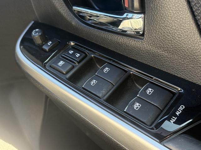 レヴォーグ １．６ＧＴアイサイト　Ｓスタイル　禁煙車　純正８インチナビ　バックカメラ　フルセグＴＶ　アイサイト　ブラインドスポットモニター　シートヒーター　ＥＴＣ　フロントフォグランプ　パドルシフト　純正１８インチアルミホイール　コーナーセンサー（56枚目）