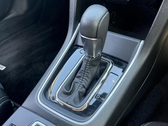 レヴォーグ １．６ＧＴアイサイト　Ｓスタイル　禁煙車　純正８インチナビ　バックカメラ　フルセグＴＶ　アイサイト　ブラインドスポットモニター　シートヒーター　ＥＴＣ　フロントフォグランプ　パドルシフト　純正１８インチアルミホイール　コーナーセンサー（58枚目）