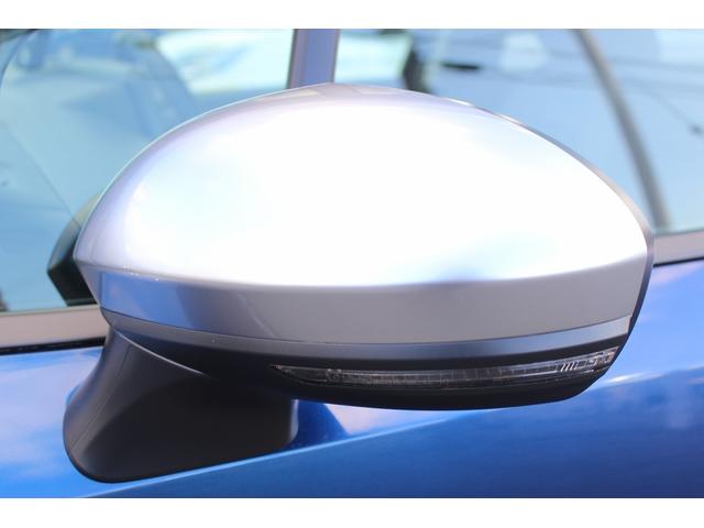 ノート 　禁煙車　純正９インチナビ　ハーフレザーシート　ブラックルーフ　デジタルメーター　フルセグ　コーナーセンサー　ＵＳＢ電源ソケット（29枚目）