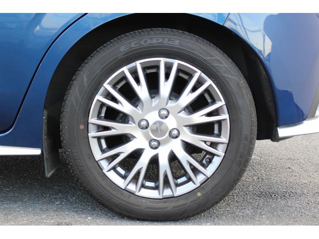 ノート 　禁煙車　純正９インチナビ　ハーフレザーシート　ブラックルーフ　デジタルメーター　フルセグ　コーナーセンサー　ＵＳＢ電源ソケット（32枚目）