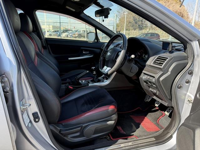 ＷＲＸ ＳＴＩ ＳＴＩ　タイプＳ　禁煙車　６速ＭＴ　パナソニックナビ　バックカメラ　ＢＩＬＳＴＥＩＮ製ダンパー　Ｂｒｅｍｂｏ製ＳＴＩロゴ入りキャリパー　ＥＴＣ　フルセグ　ハーフレザーシート　ステアリングリモコン（39枚目）