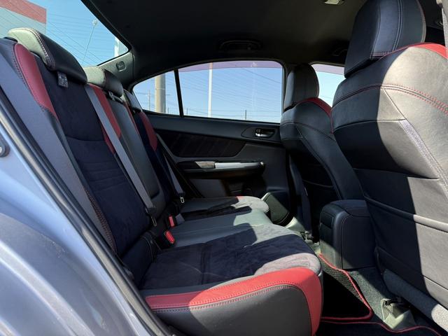 ＷＲＸ ＳＴＩ ＳＴＩ　タイプＳ　禁煙車　６速ＭＴ　パナソニックナビ　バックカメラ　ＢＩＬＳＴＥＩＮ製ダンパー　Ｂｒｅｍｂｏ製ＳＴＩロゴ入りキャリパー　ＥＴＣ　フルセグ　ハーフレザーシート　ステアリングリモコン（40枚目）