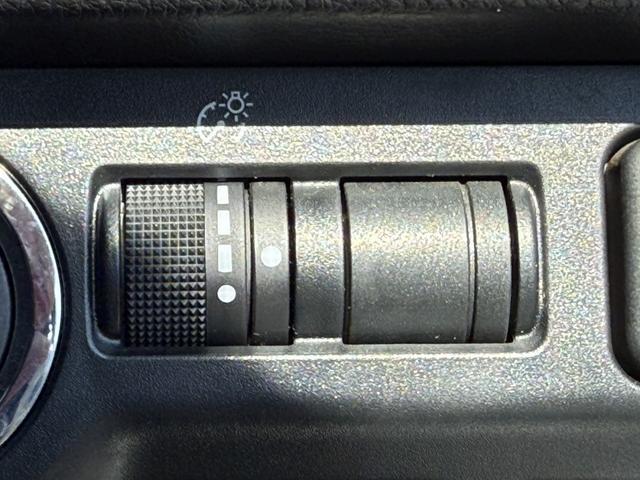 ＷＲＸ ＳＴＩ ＳＴＩ　タイプＳ　禁煙車　６速ＭＴ　パナソニックナビ　バックカメラ　ＢＩＬＳＴＥＩＮ製ダンパー　Ｂｒｅｍｂｏ製ＳＴＩロゴ入りキャリパー　ＥＴＣ　フルセグ　ハーフレザーシート　ステアリングリモコン（51枚目）