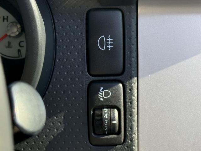 ＦＪクルーザー ベースグレード　禁煙車　純正ナビ　アクティブトラクションコントロール　フロントフォグランプ　バックモニター　フルセグ　純正１７インチアルミセット　クリアランスソナー　純正ＥＴＣ（53枚目）