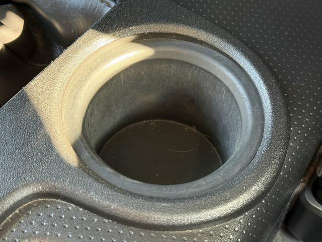 ＦＪクルーザー ベースグレード　禁煙車　純正ナビ　アクティブトラクションコントロール　フロントフォグランプ　バックモニター　フルセグ　純正１７インチアルミセット　クリアランスソナー　純正ＥＴＣ（60枚目）