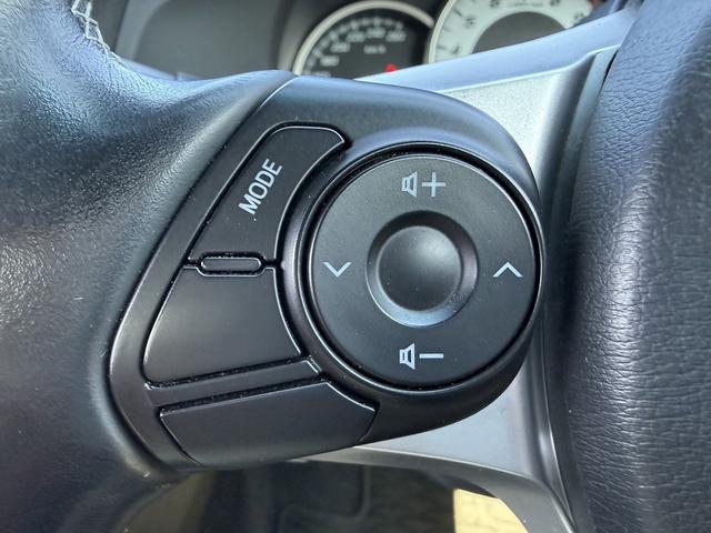 ８６ ＧＴリミテッド　ハイパフォーマンスパッケージ　禁煙車　ナビ　フルセグ　バックカメラ　６速ＭＴ車　オートクルーズコントロール　ＨＤＭＩ＆ＵＳＢ端子　ＬＥＤヘッドライト　ハーフレザーシート　シートヒーター　革巻きハンドル　オートエアコン　ＥＴＣ（42枚目）