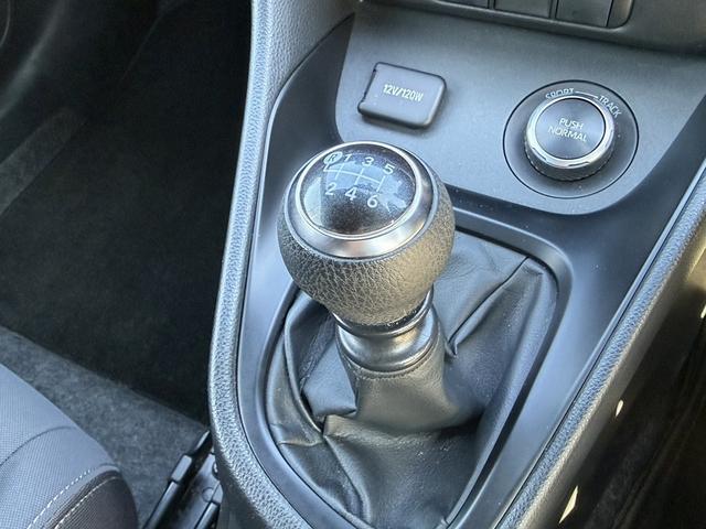 ＧＲヤリス ＲＣ　禁煙車　６速ＭＴ車　冷却スプレー機能付きインタークーラー　オートエアコン　４ＷＤ　純正オーディオ　ＵＳＢ端子　ＬＥＤヘッドライト　アイドリングストップ　純正１８インチアルミホイール　ステリモ（3枚目）