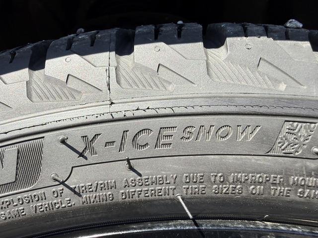 ＧＲヤリス ＲＣ　禁煙車　６速ＭＴ車　冷却スプレー機能付きインタークーラー　オートエアコン　４ＷＤ　純正オーディオ　ＵＳＢ端子　ＬＥＤヘッドライト　アイドリングストップ　純正１８インチアルミホイール　ステリモ（62枚目）