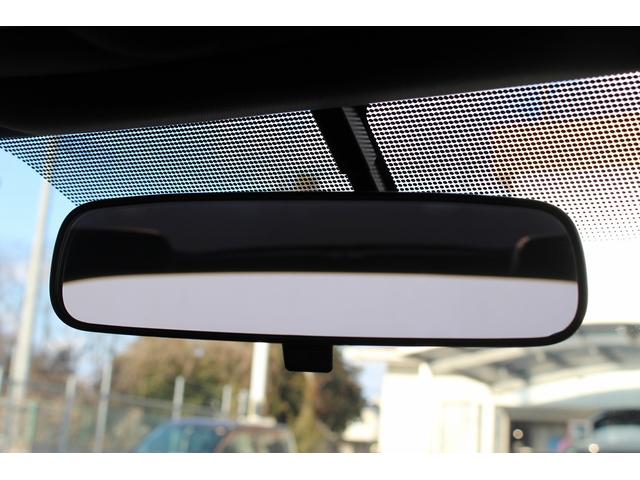 フェアレディＺ バージョンＳＴ　禁煙車　純正ナビ　パドルシフト　パワーシート　シートヒーター　ＢＯＳＥサウンドスピーカー　純正１９インチアルミホイール　純正キセノンヘッドランプ　ステアリングリモコンスイッチ（67枚目）