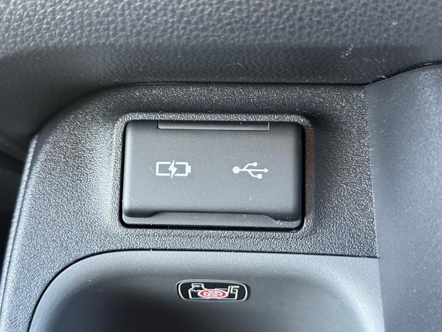 シエンタ Ｚ　禁煙車　パノラマミックビューモニター　ＯＰＥＴＣ２．０ユニット　純正１０．５インチディスプレイオーディオプラス　フルセグ　衝突軽減　レーダークルーズコントロール　両側電動スライドドア　クリアランスソナ（60枚目）