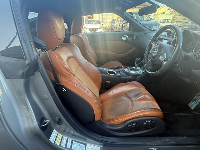 フェアレディＺ バージョンＳＴ　禁煙車　寒冷地仕様　ハーフレザーシート　純正ナビ　Ｂカメラ　電動格納ミラー　シートヒーター　Ｂｌｕｅｔｏｏｔｈ接続　盗難防止システム　キーレスエントリー　スマートキー　パドルシフト　オートライト（35枚目）