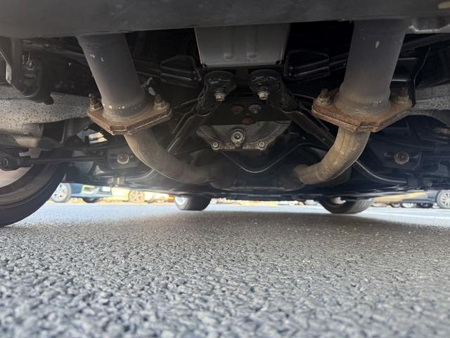 フェアレディＺ バージョンＳＴ　禁煙車　寒冷地仕様　ハーフレザーシート　純正ナビ　Ｂカメラ　電動格納ミラー　シートヒーター　Ｂｌｕｅｔｏｏｔｈ接続　盗難防止システム　キーレスエントリー　スマートキー　パドルシフト　オートライト（69枚目）