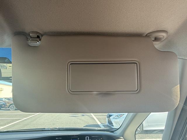 ステップワゴンスパーダ ｅ：ＨＥＶスパーダ　Ｇ　ホンダセンシング　禁煙車　純正ナビ　フルセグ　Ｂカメラ　衝突軽減　レーダークルーズコントロール　両側電動スライドドア　わくわくゲート　クリアランスソナー　パークアシスト　レーンアシスト　電動格納ミラー　ウォークスルー（68枚目）