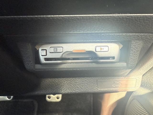 レヴォーグ １．６ＧＴ－Ｓアイサイト　禁煙車　純正８インチナビ　ワンセグ　Ｂカメラ　衝突軽減　アダプティブクルーズコントロール　電動格納ミラー　レーンアシスト　パークアシスト　クリアランスソナー　パワーシート　シートヒーター　スマートキー（54枚目）