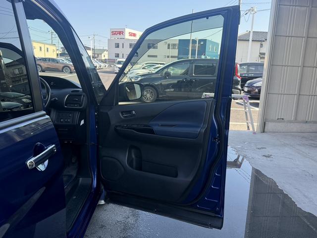 セレナ 禁煙車 ワンオーナー 本革シート 後期型モデル 純正10インチナビ フルセグ 360度カメラ プロパイロット 衝突軽減 両側電動スライドドア クリアランスソナー 電動格納ミラー ウォークスルー(29枚目)