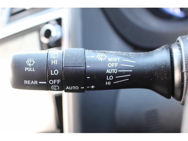 レヴォーグ １．６ＧＴ－Ｓアイサイト　禁煙車　温熱機能付黒革シート　純正８インチナビ　バックカメラ　フルセグＴＶ　アイサイト　ブラインドスポットモニター　ＥＴＣ２．０　純正１８インチアルミホイール　フロントフォグランプ　オートライト（52枚目）