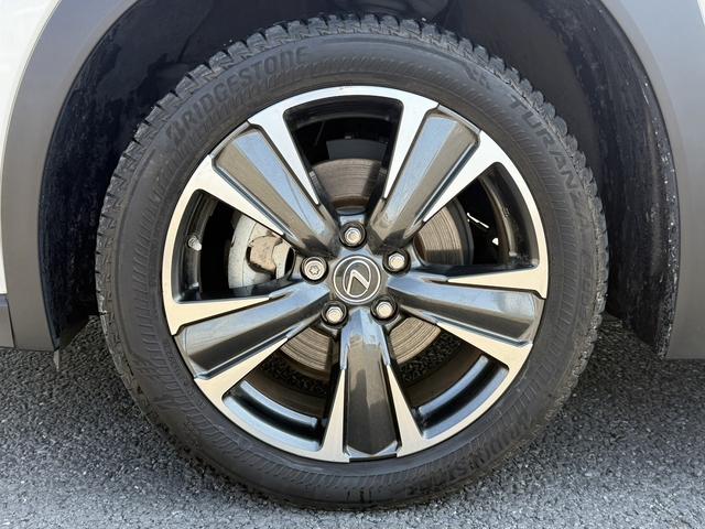 ＵＸ ＵＸ２５０ｈ　バージョンＬ　禁煙車　純正１２．３インチコネクトナビ白革シート　フルセグ　Ｓ・Ｂカメラ　レクサスセーフティシステムアダプティブクルーズコントロール　シートヒーター　電動リアゲート　ブラインドスポットモニター　ＥＴＣ（25枚目）