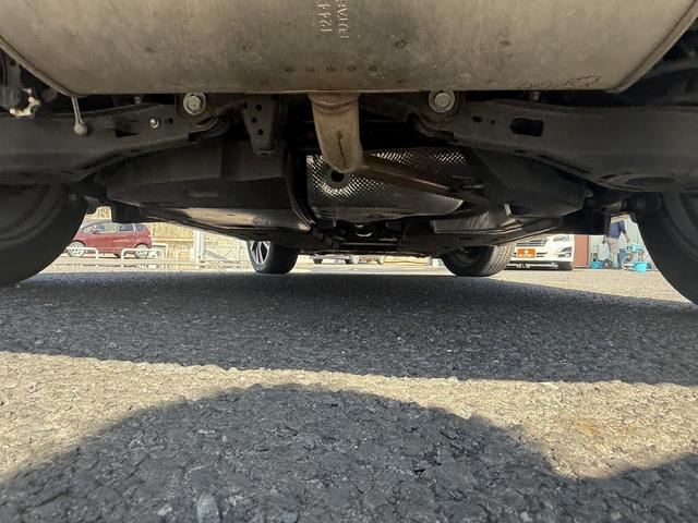 ＵＸ ＵＸ２５０ｈ　バージョンＬ　禁煙車　純正１２．３インチコネクトナビ白革シート　フルセグ　Ｓ・Ｂカメラ　レクサスセーフティシステムアダプティブクルーズコントロール　シートヒーター　電動リアゲート　ブラインドスポットモニター　ＥＴＣ（73枚目）