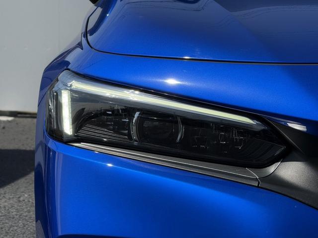 シビック ＥＸ　禁煙車　６速ＭＴ　ＢＯＳＥサウンド　純正９インチナビ　フルセグ　バックカメラ　衝突軽減ブレーキ　ハーフレザー　パワーシート　アダプティブクルーズコントロール　ビルドインＥＴＣ２．０　シートヒーター（12枚目）