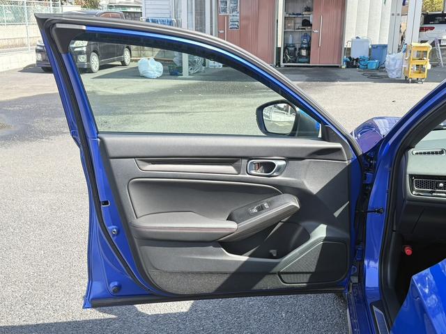 シビック ＥＸ　禁煙車　６速ＭＴ　ＢＯＳＥサウンド　純正９インチナビ　フルセグ　バックカメラ　衝突軽減ブレーキ　ハーフレザー　パワーシート　アダプティブクルーズコントロール　ビルドインＥＴＣ２．０　シートヒーター（39枚目）