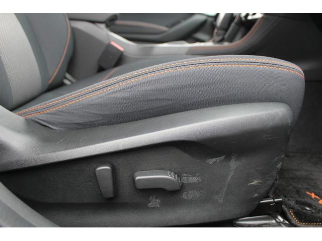 ＸＶ ２．０ｅ－Ｌ　アイサイト　禁煙車　メーカーオプションダイアトーンサウンド付き８インチナビ　フルセグ　バックカメラ　衝突軽減ブレーキシステム　アダクティブクルーズ　パドルシフト　ブラインドスポットモニター　パワーシート（53枚目）