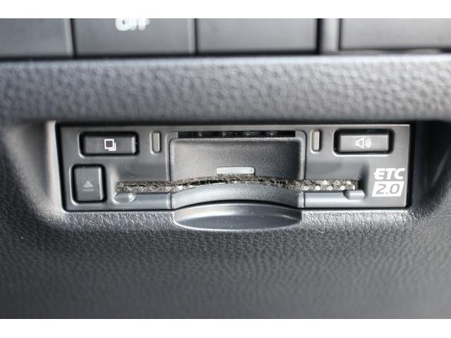 ハリアー Ｇ　禁煙車　純正１２．３インチディスプレイオーディオプラス　フルセグ　バックカメラ　デジタルインナーミラー　衝突軽減ブレーキ　電動リアゲート　アダプティブクルーズコントロール　ビルトインＥＴＣ２．０（3枚目）