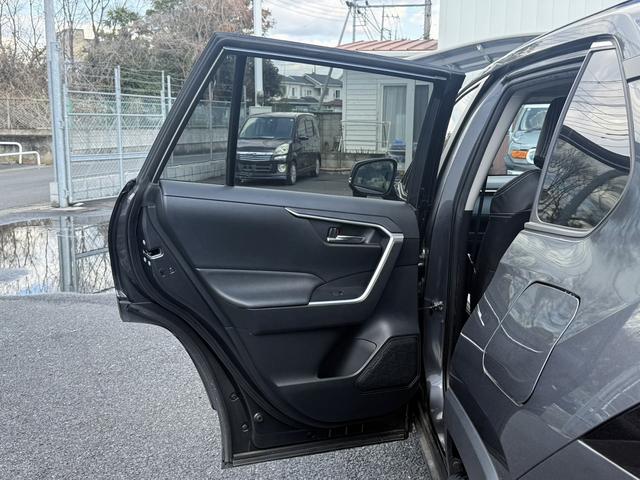 ���Ǝҗl�ւ̔̔��͂��f�肳���Ă��������܂��B�@�Ԍ������ԗ��̏ꍇ�́A�Ԍ����擾�������x�������z�ŕ\�����Ă���܂��B